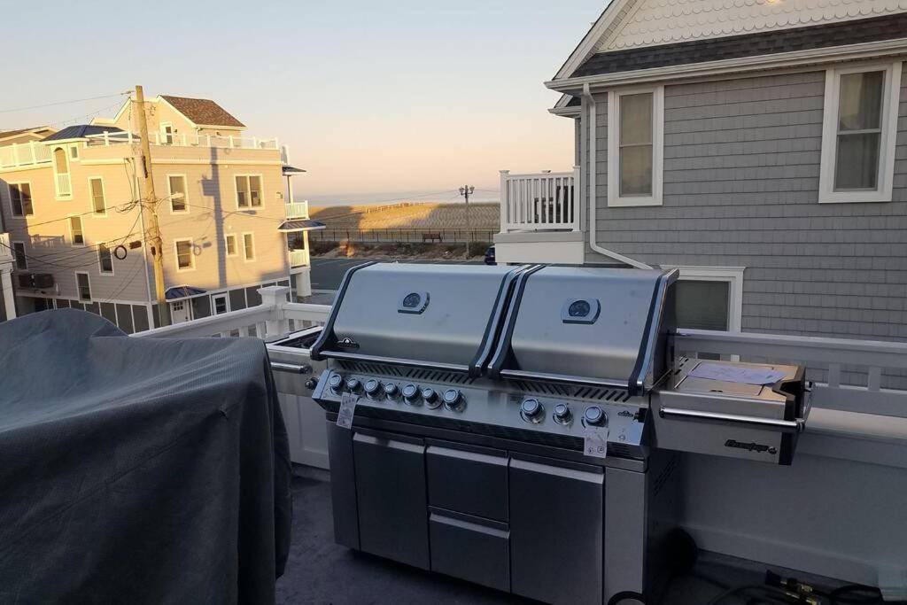 Ocean And Beach Views From Five Decks In Ortley Beach Seaside Heights Eksteriør bilde