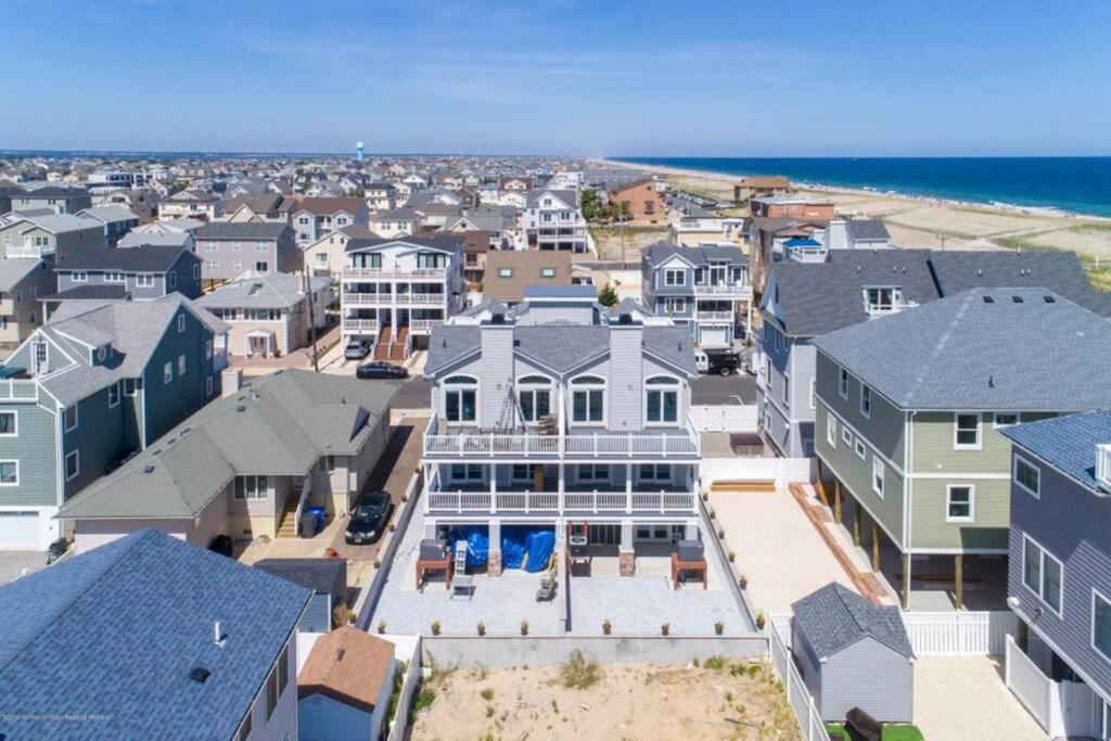 Ocean And Beach Views From Five Decks In Ortley Beach Seaside Heights Eksteriør bilde